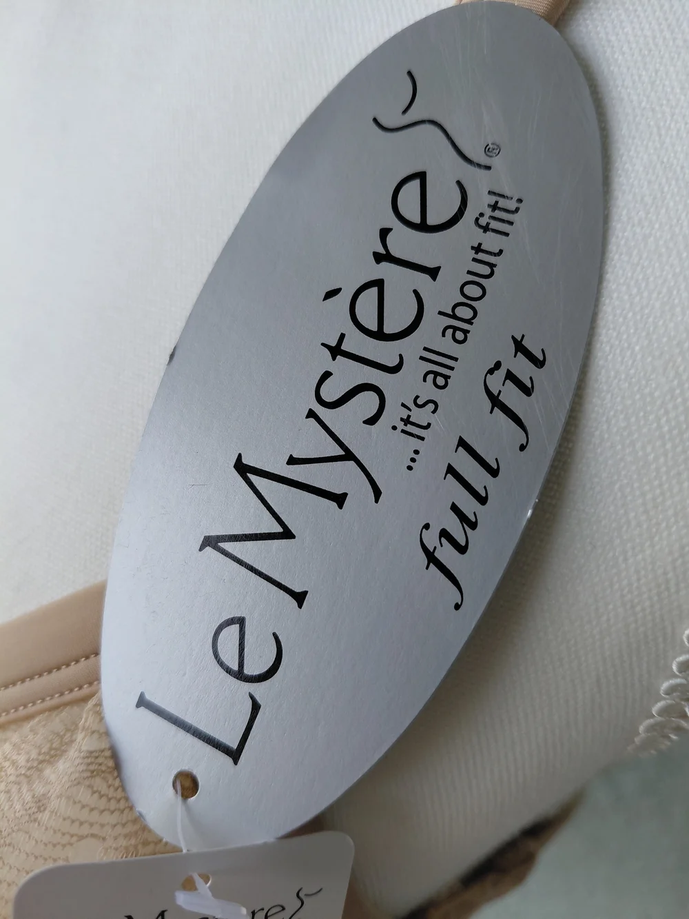 NWT Le Mystère Whisper 2210 Underwire Lace Bra 38C Natural Beige Full Support